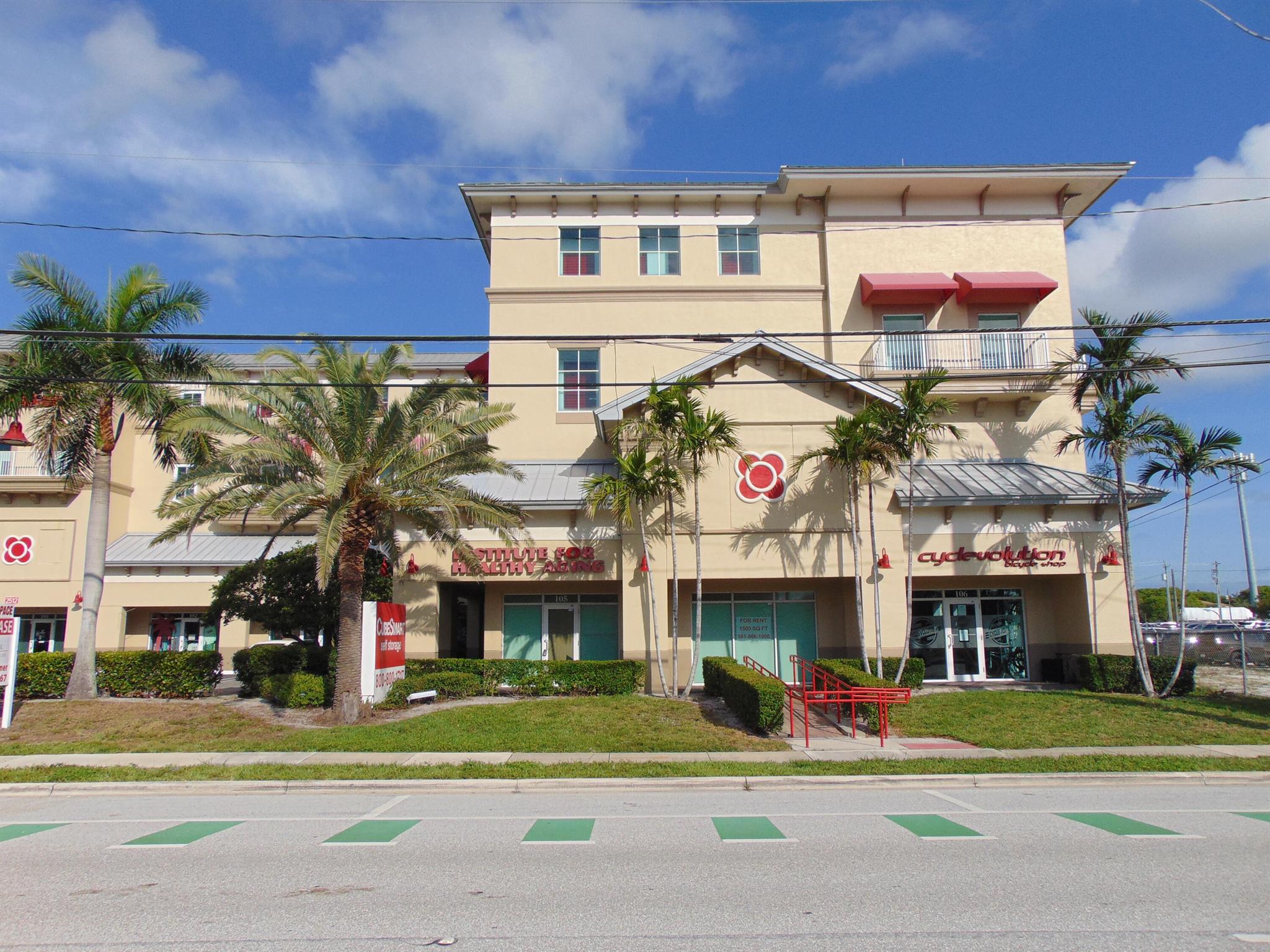2512 N Federal Hwy Highway 105