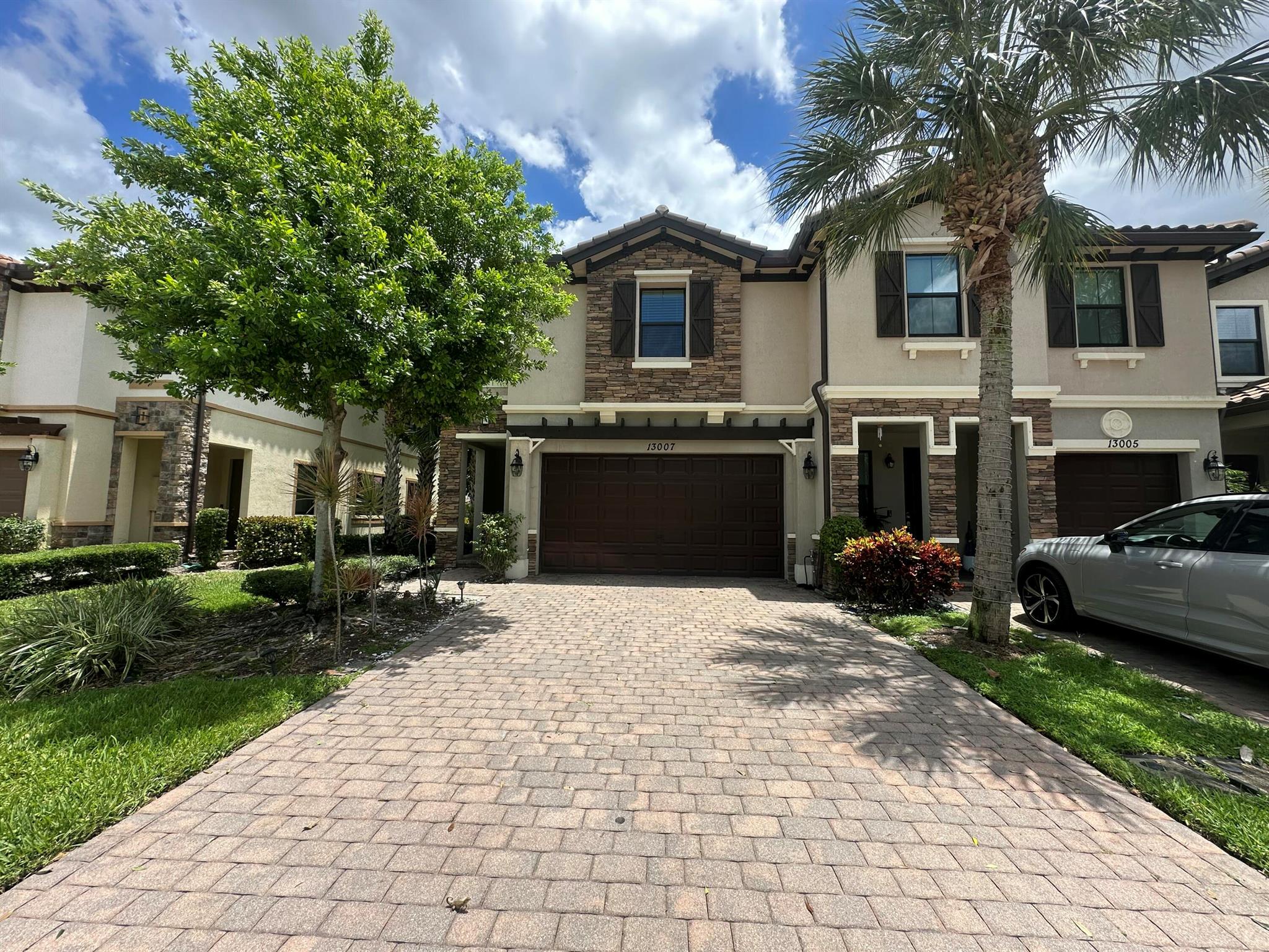 13007 Anthorne Lane