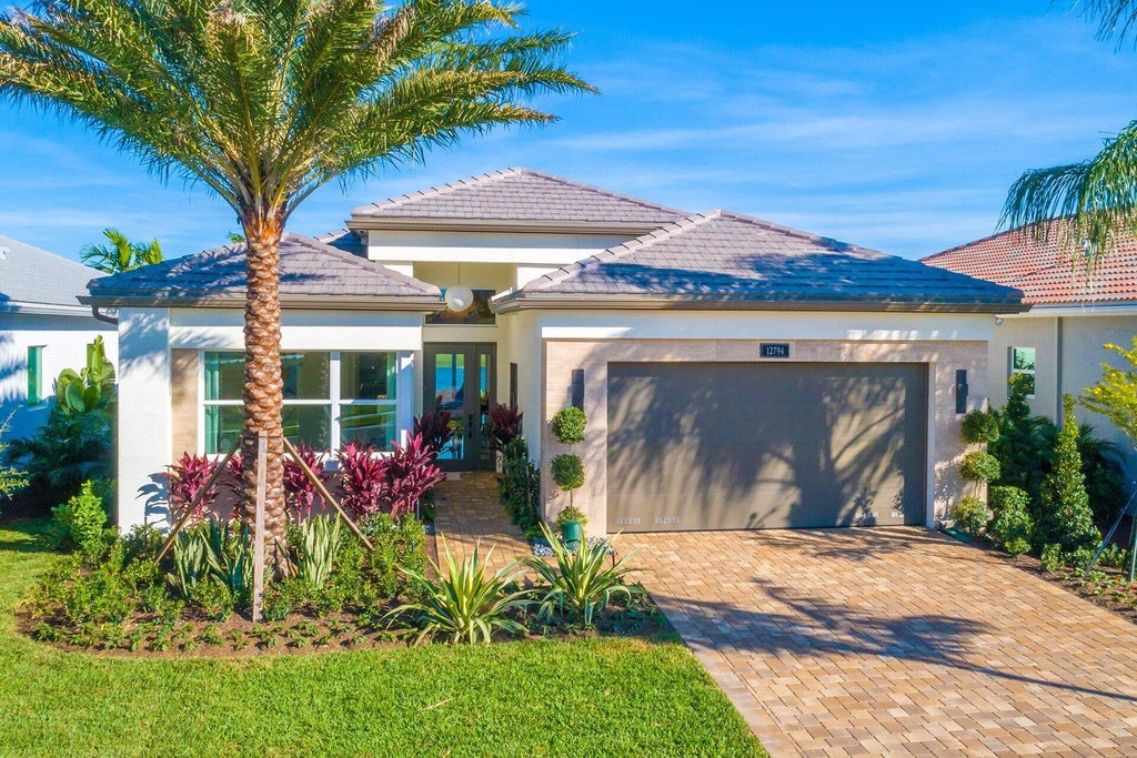 Photo of 9562 Prosecco Street, Boynton Beach, FL 33473 (MLS # R10997815)