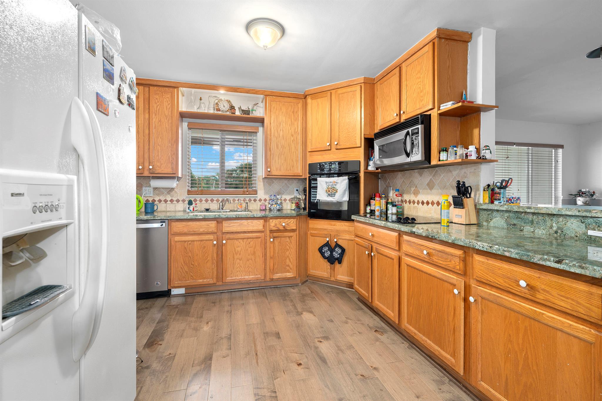 1085 NW 3rd Avenue