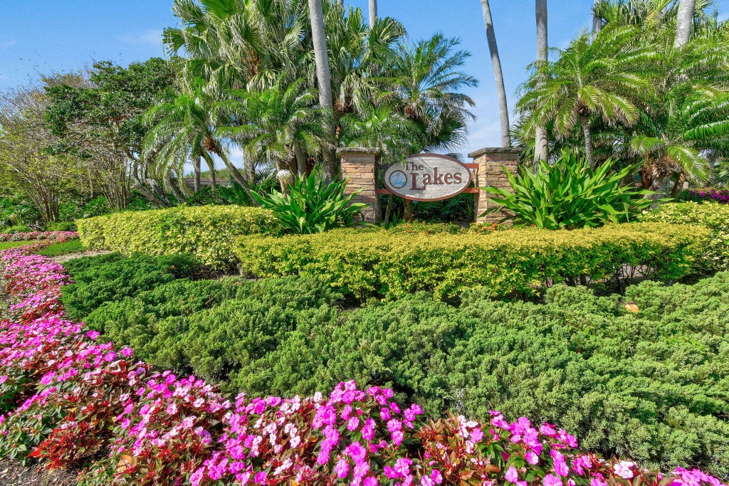 Photo of 1164 11th Court, Jupiter, FL 33477 (MLS # R10974875)
