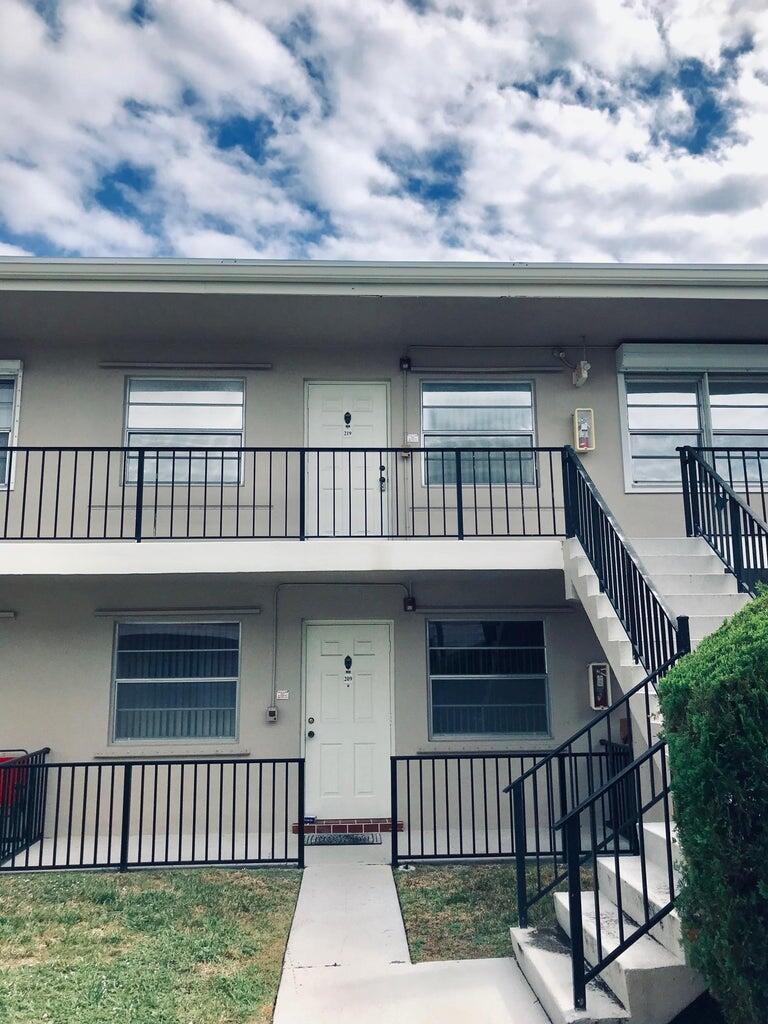 Photo of 1230 OLD BOYNTON Road #219, Boynton Beach, FL 33426 (MLS # B26093895)