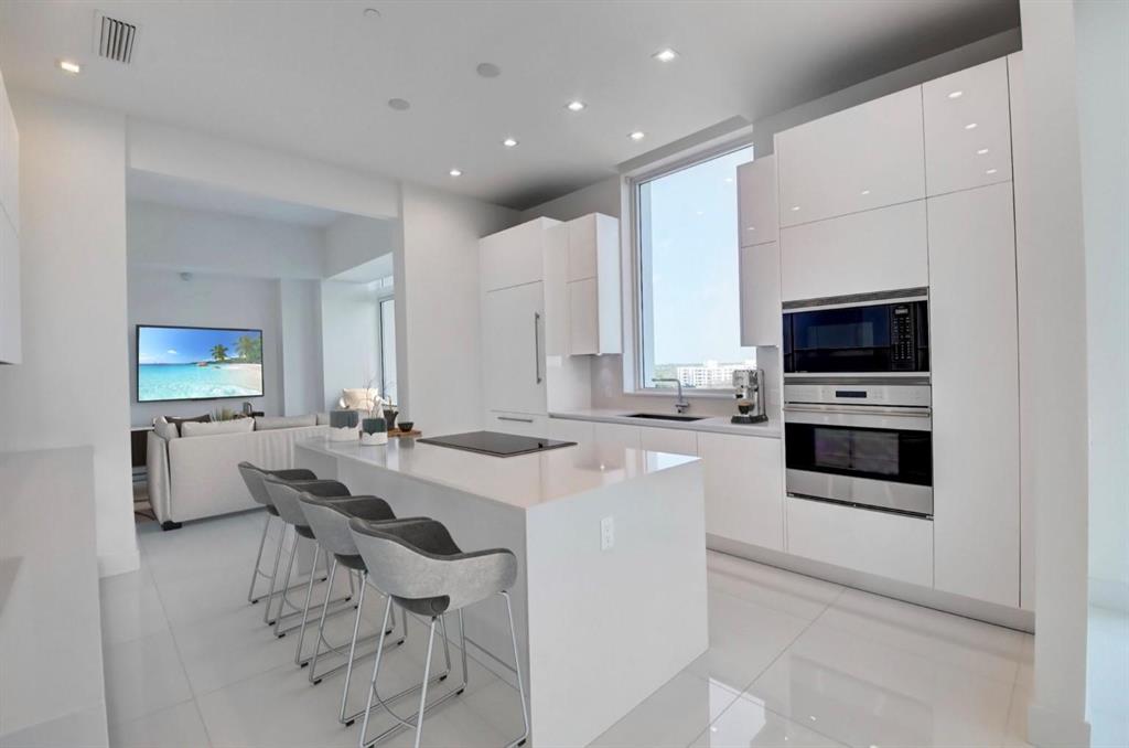 AKOYA BOCA WEST - Residential