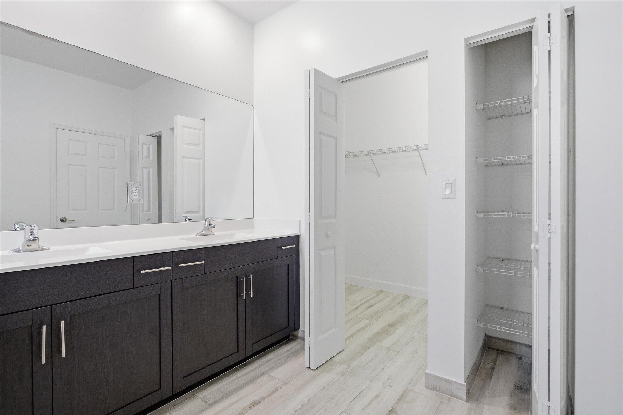 TROTTERS CHASE - Residential