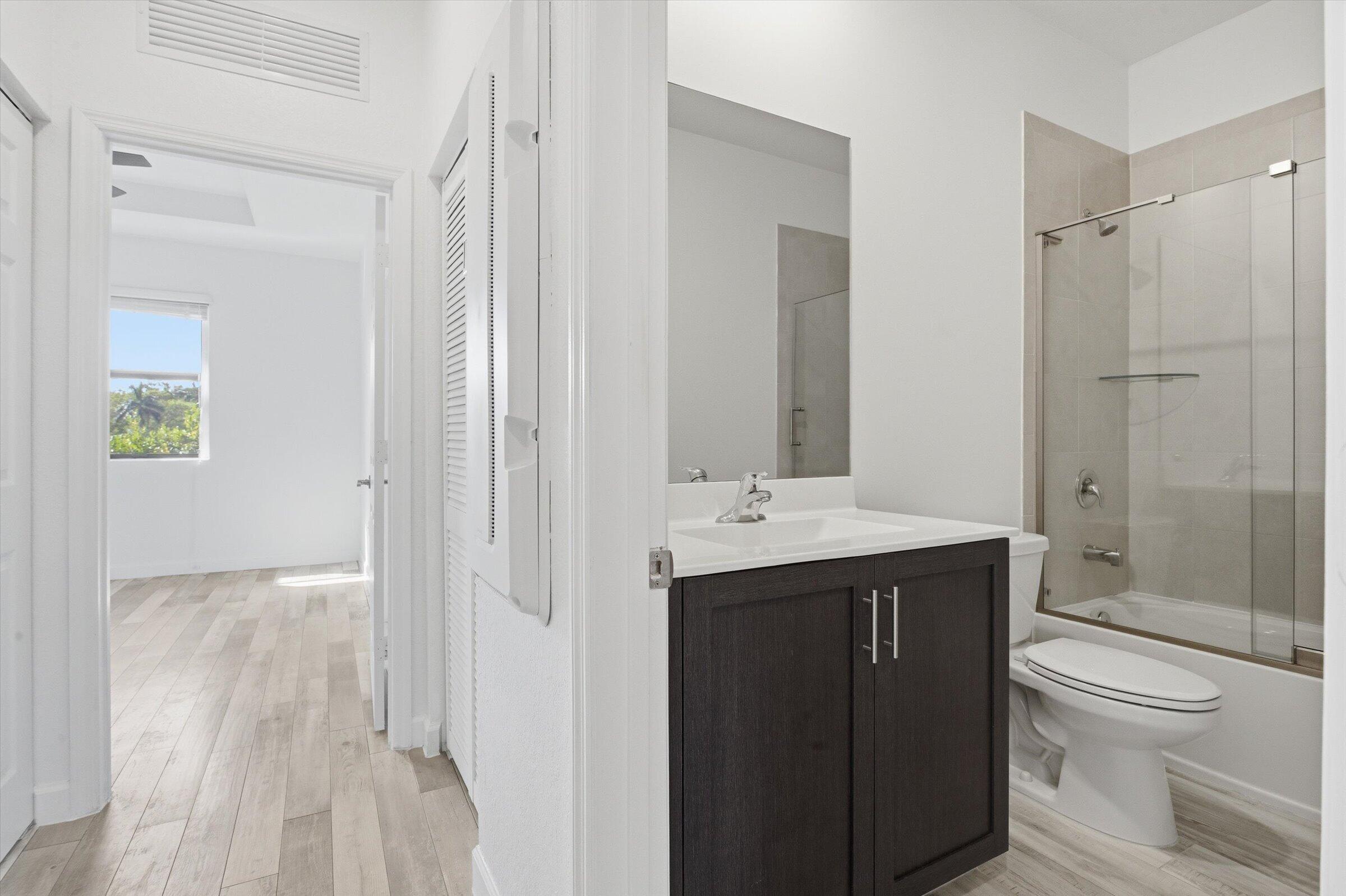 TROTTERS CHASE - Residential