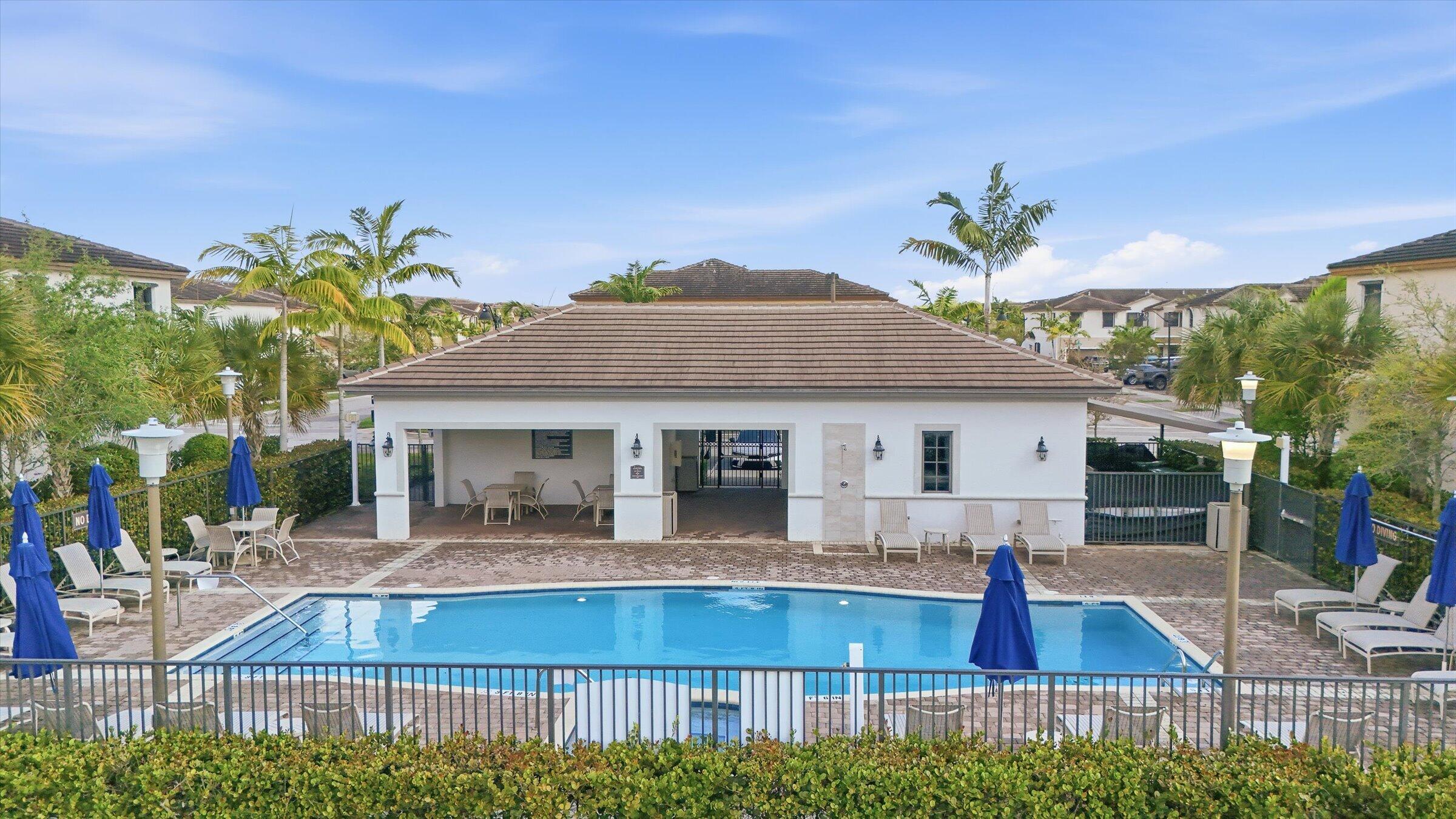 TROTTERS CHASE - Residential