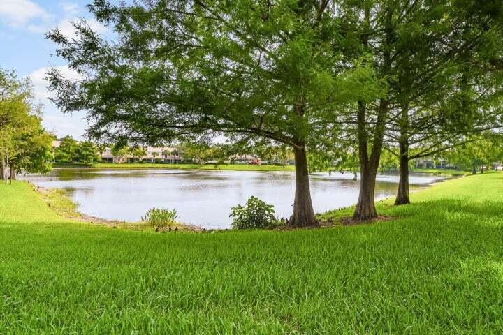 PALMBROOKE TOWNHOMES - Residential Lease