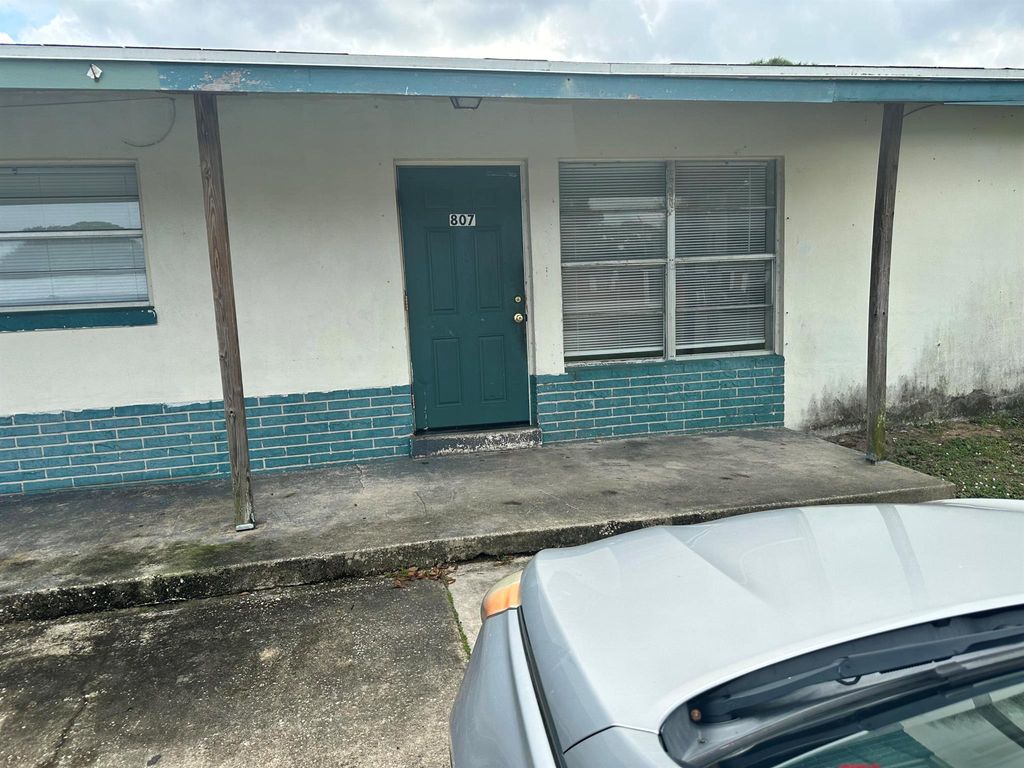 Photo of 807 Revels Lane, Fort Pierce, FL 34982 (MLS # R10937557)
