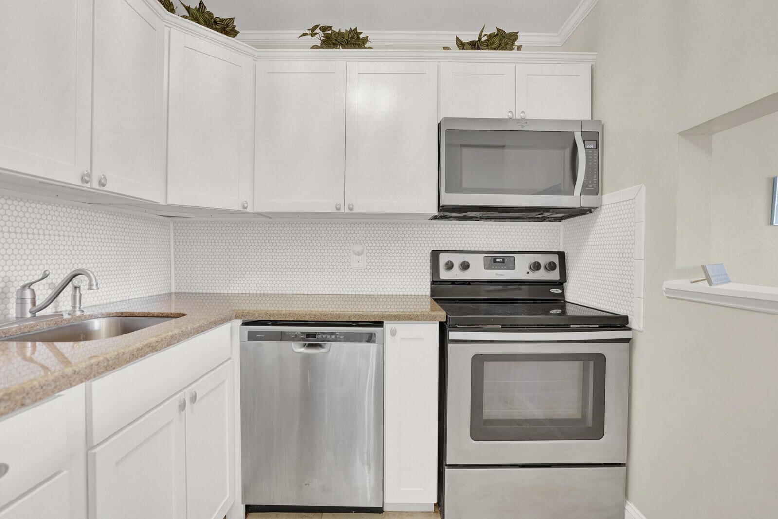 SNUG HARBOR GARDENS - Residential