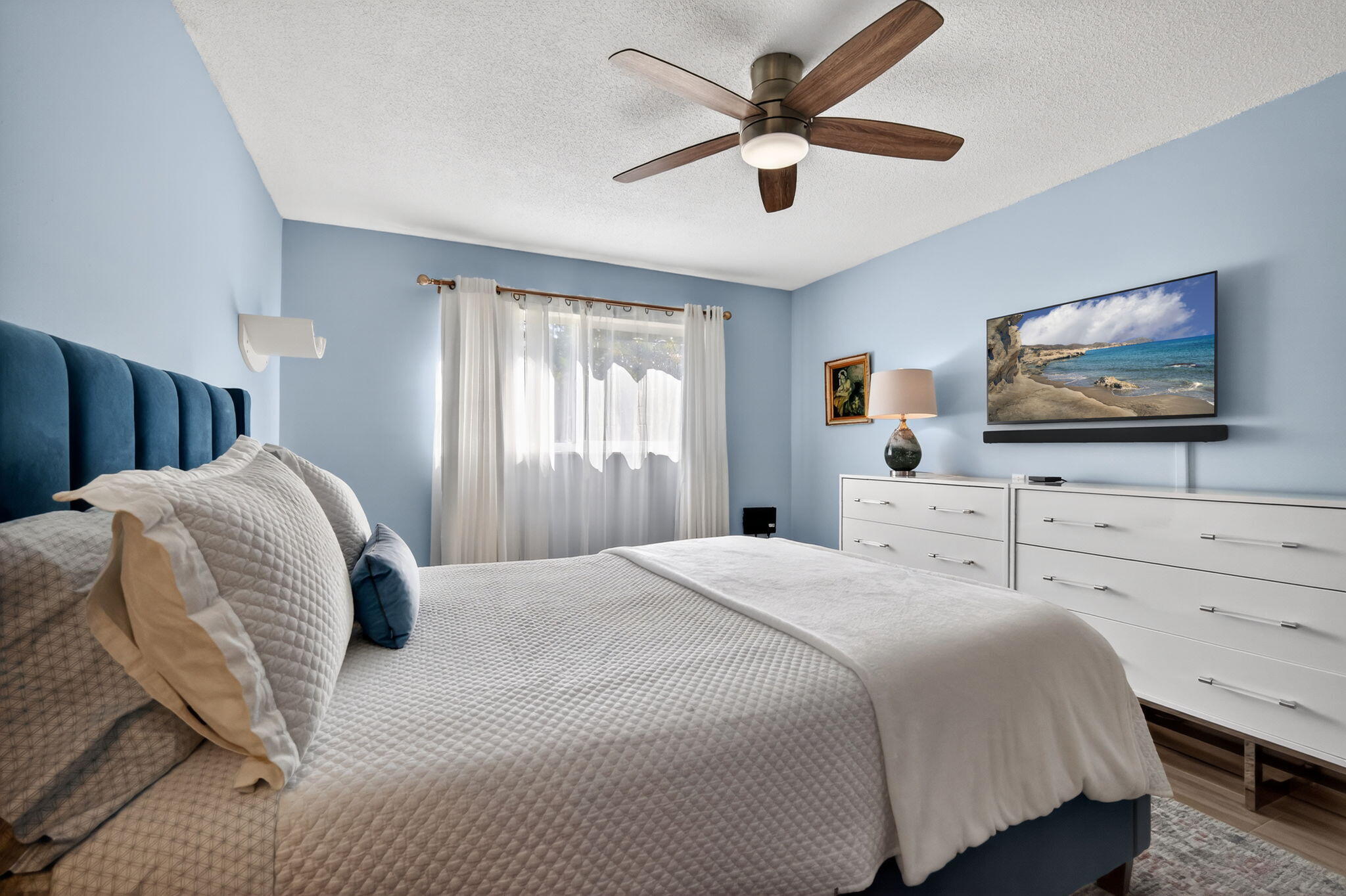 COLONIAL CLUB CONDO SEC 1 - Residential