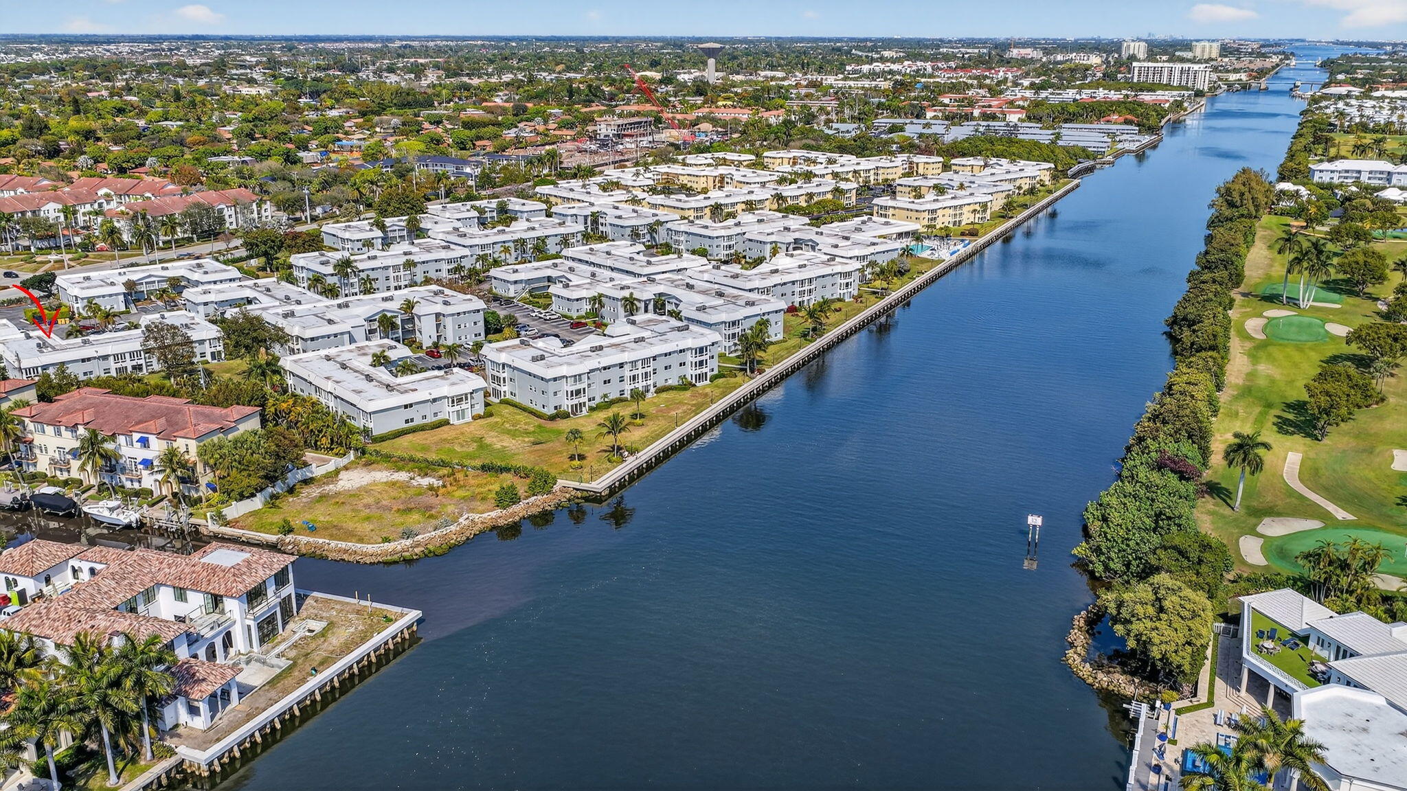 COLONIAL CLUB CONDO SEC 1 - Residential