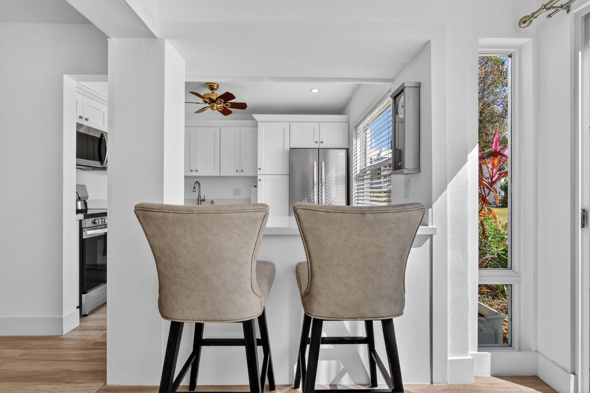 COLONIAL CLUB CONDO SEC 1 - Residential