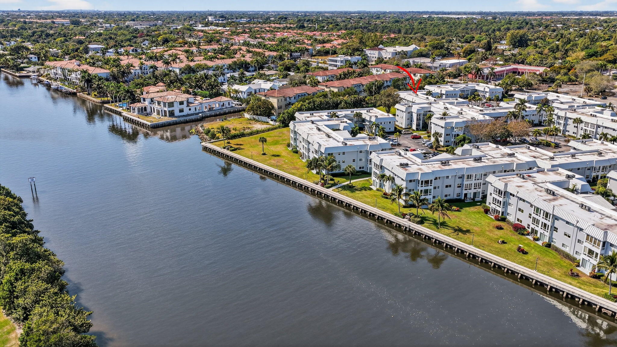 COLONIAL CLUB CONDO SEC 1 - Residential
