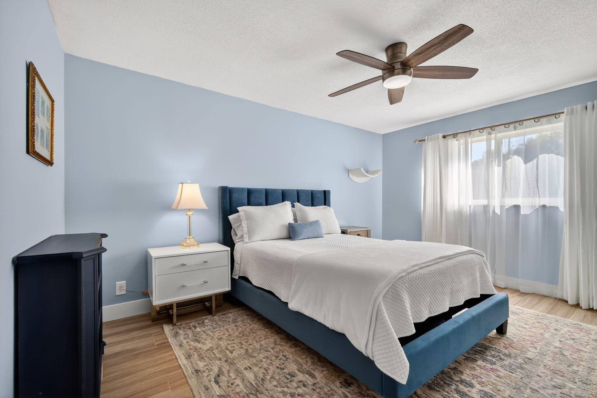 COLONIAL CLUB CONDO SEC 1 - Residential