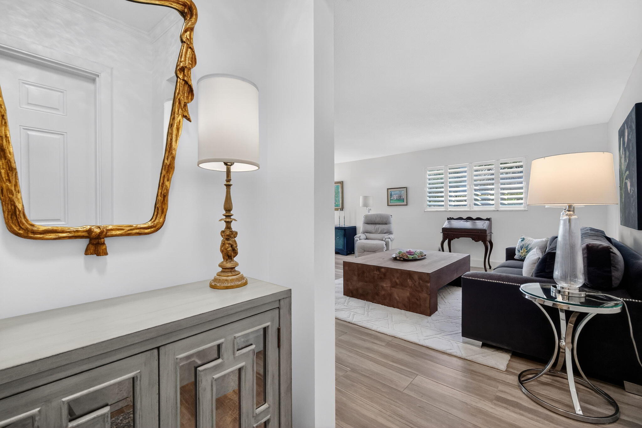 COLONIAL CLUB CONDO SEC 1 - Residential