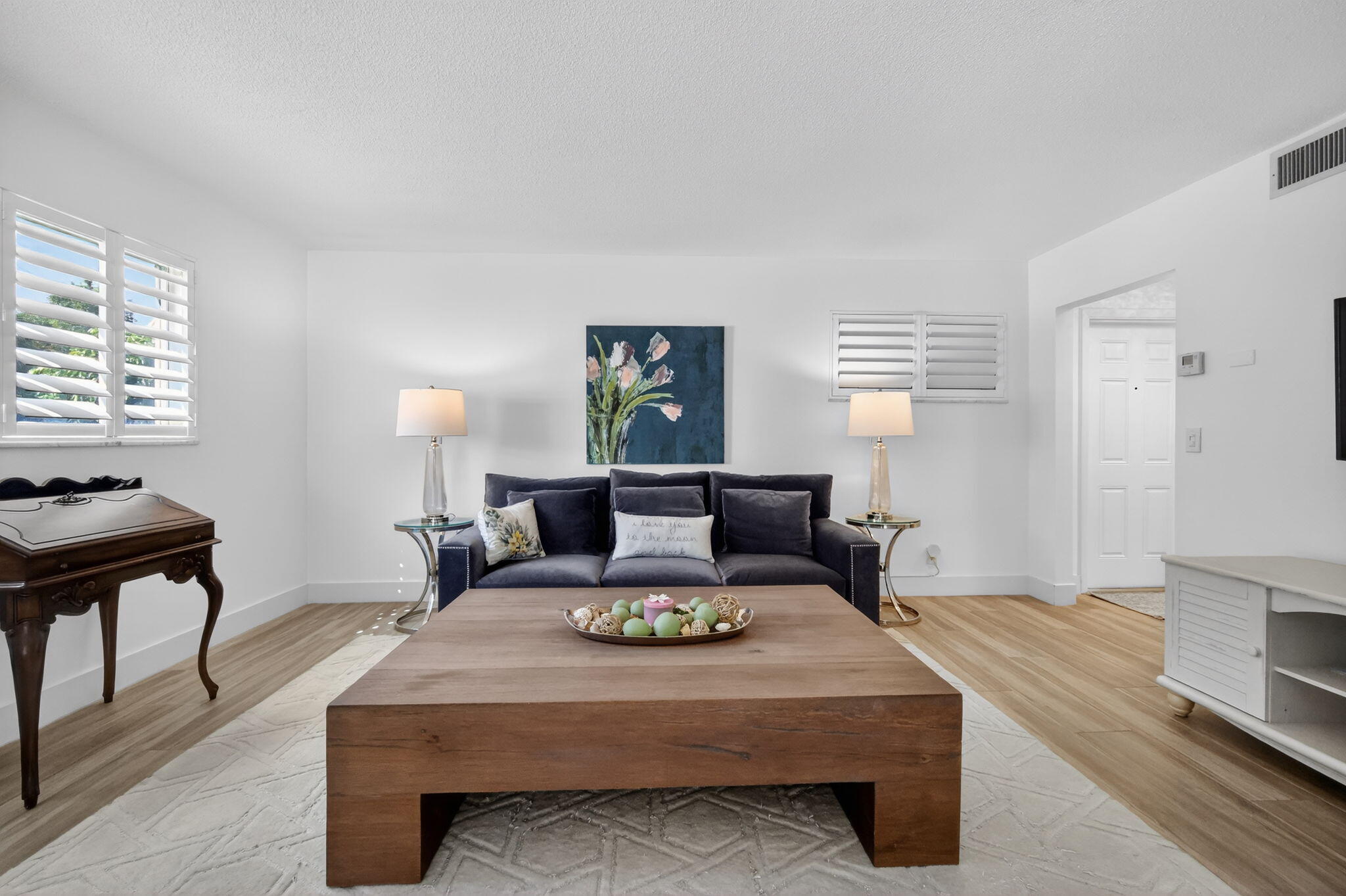 COLONIAL CLUB CONDO SEC 1 - Residential