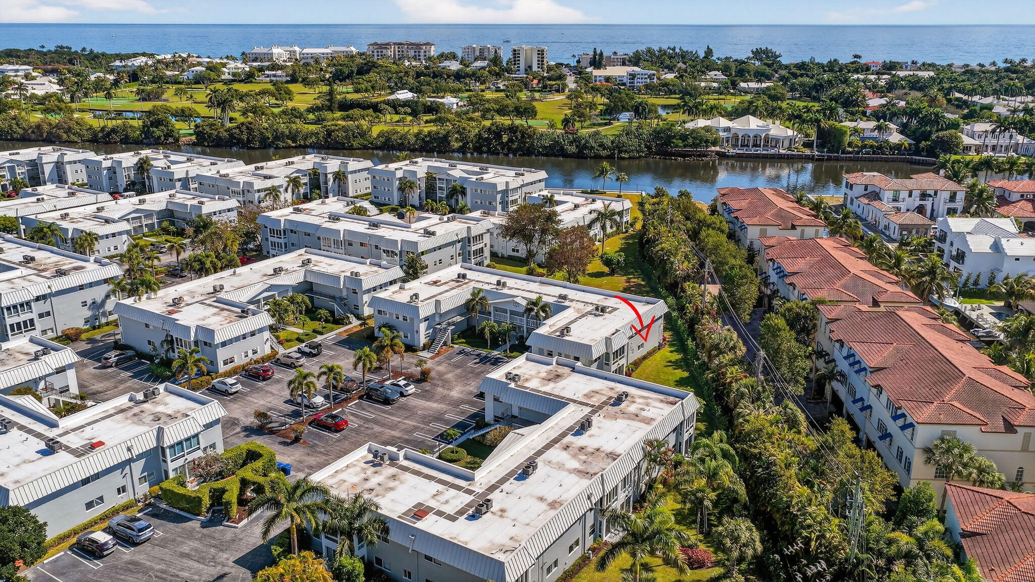 COLONIAL CLUB CONDO SEC 1 - Residential