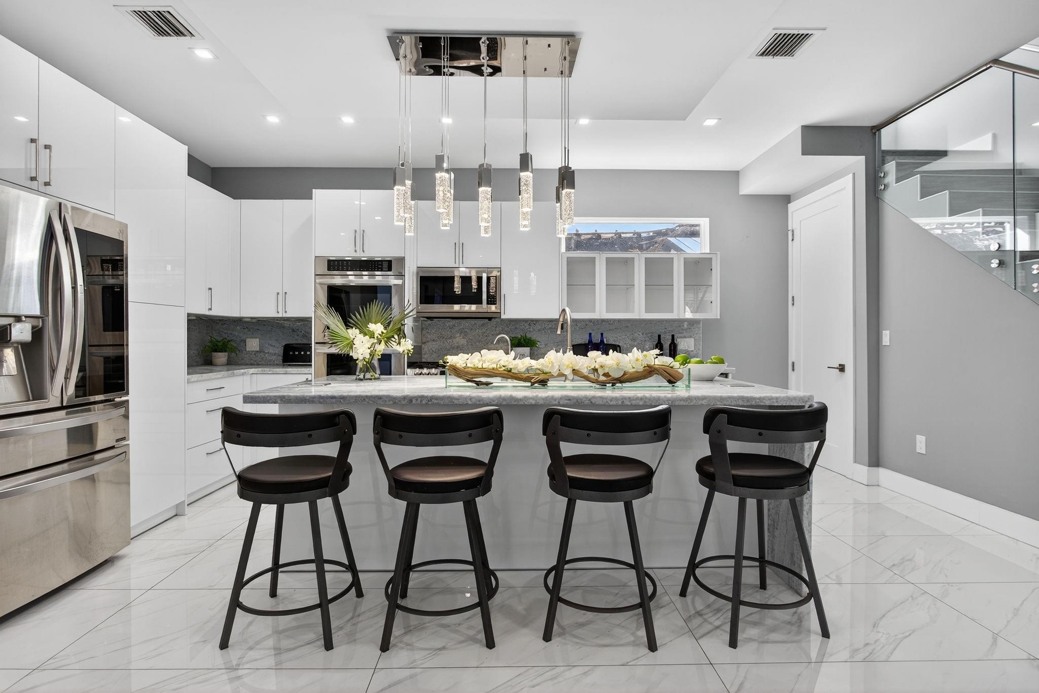 View photos, virtual tours, details... 69 S Cortez Dr 69