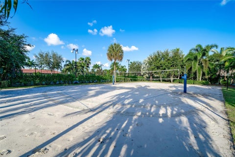 Tiny photo for 69 S Cortez Drive #69, Margate, FL 33068 (MLS # F10531423)
