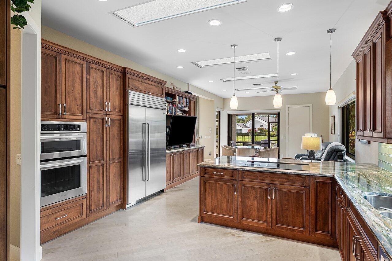 ST ANDREWS COUNTRY CLUB - Residential