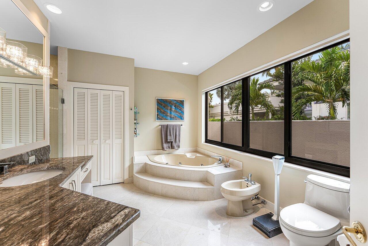 ST ANDREWS COUNTRY CLUB - Residential