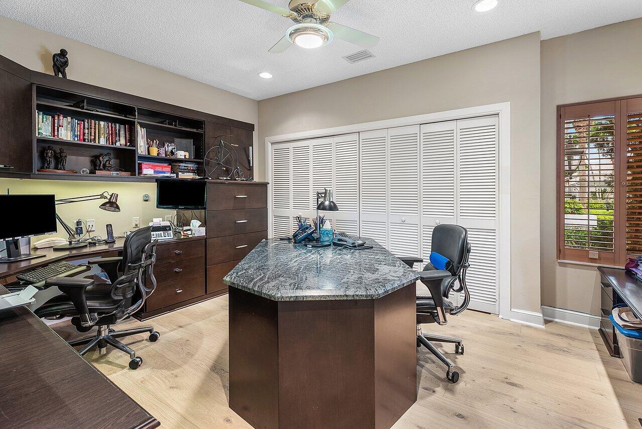 ST ANDREWS COUNTRY CLUB - Residential