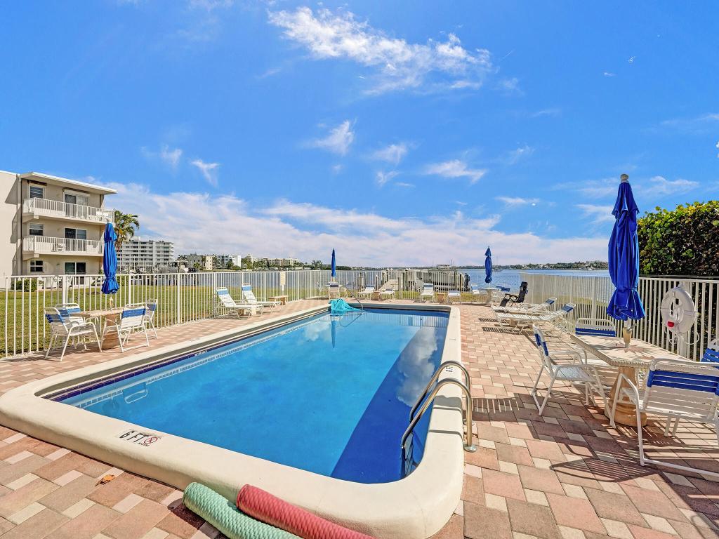 ISLAND TOWERS INC CONDO - Residential Lease