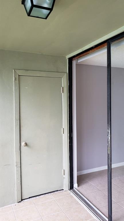 LAKE POINTE 6 CONDO - Residential Lease