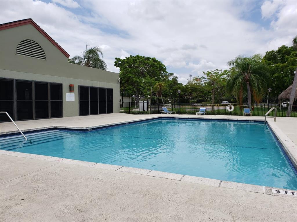 LAKE POINTE 6 CONDO - Residential Lease