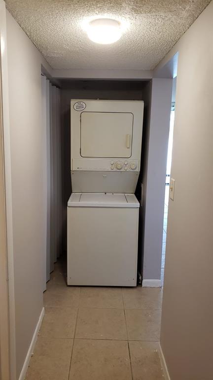 LAKE POINTE 6 CONDO - Residential Lease