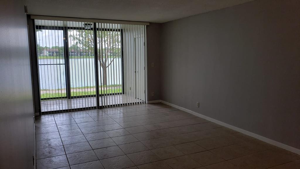 LAKE POINTE 6 CONDO - Residential Lease