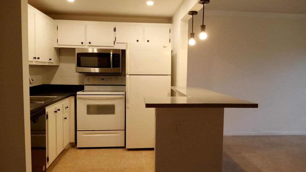 Photo of 16 Dorset A, Boca Raton, FL 33434 (MLS # B26050649)