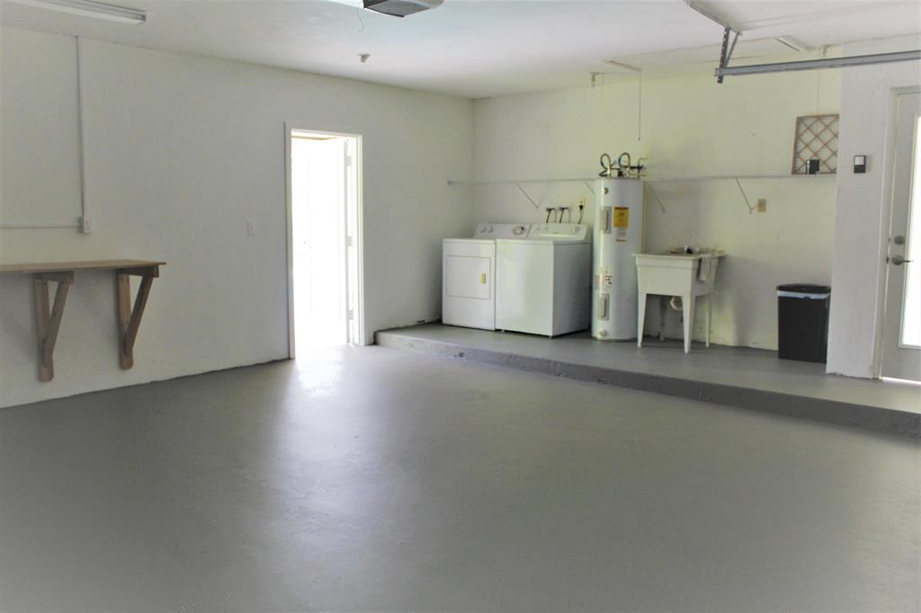 HOLIDAY PINES SUBDIVISION PHASE I - Residential