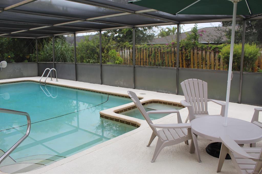 HOLIDAY PINES SUBDIVISION PHASE I - Residential