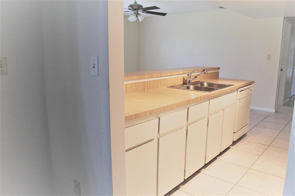 HOLIDAY PINES SUBDIVISION PHASE I - Residential