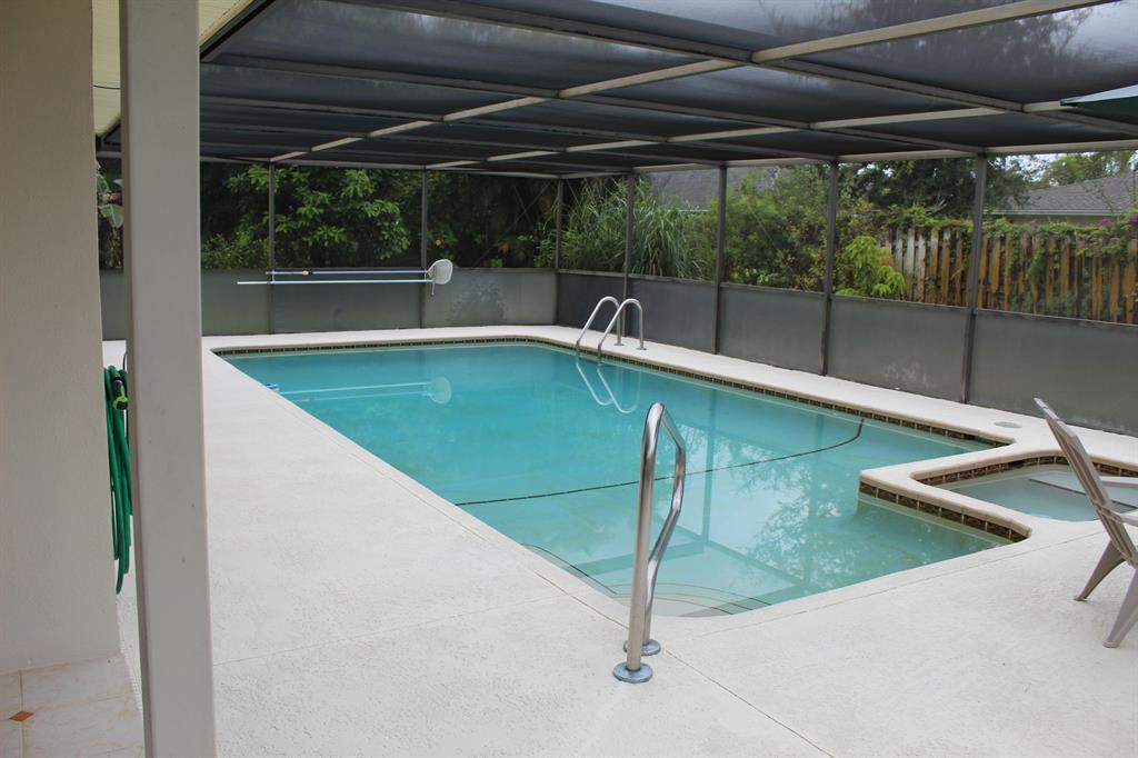 HOLIDAY PINES SUBDIVISION PHASE I - Residential