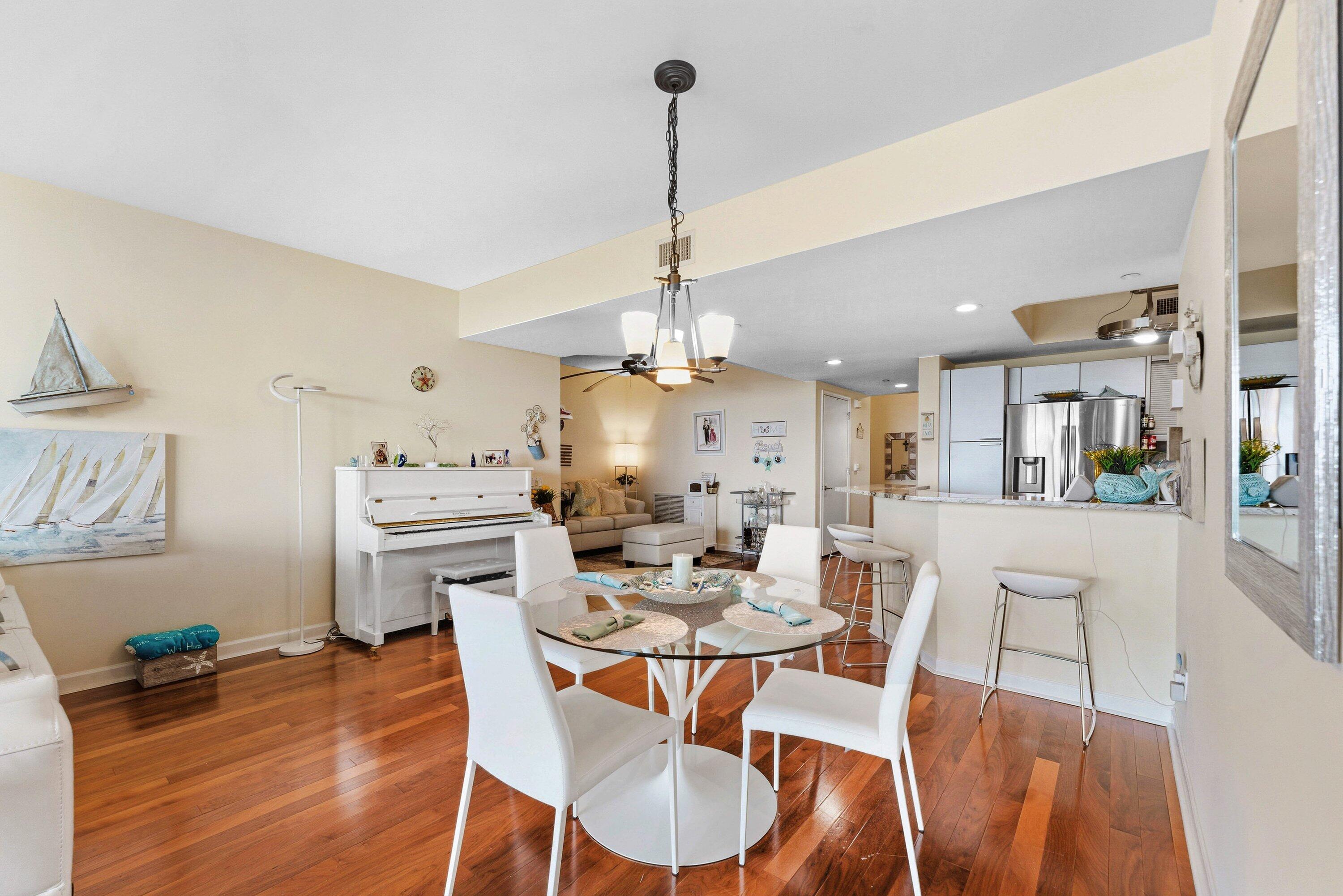 MARINA GRANDE RIVIERA BEACH CONDO - Residential