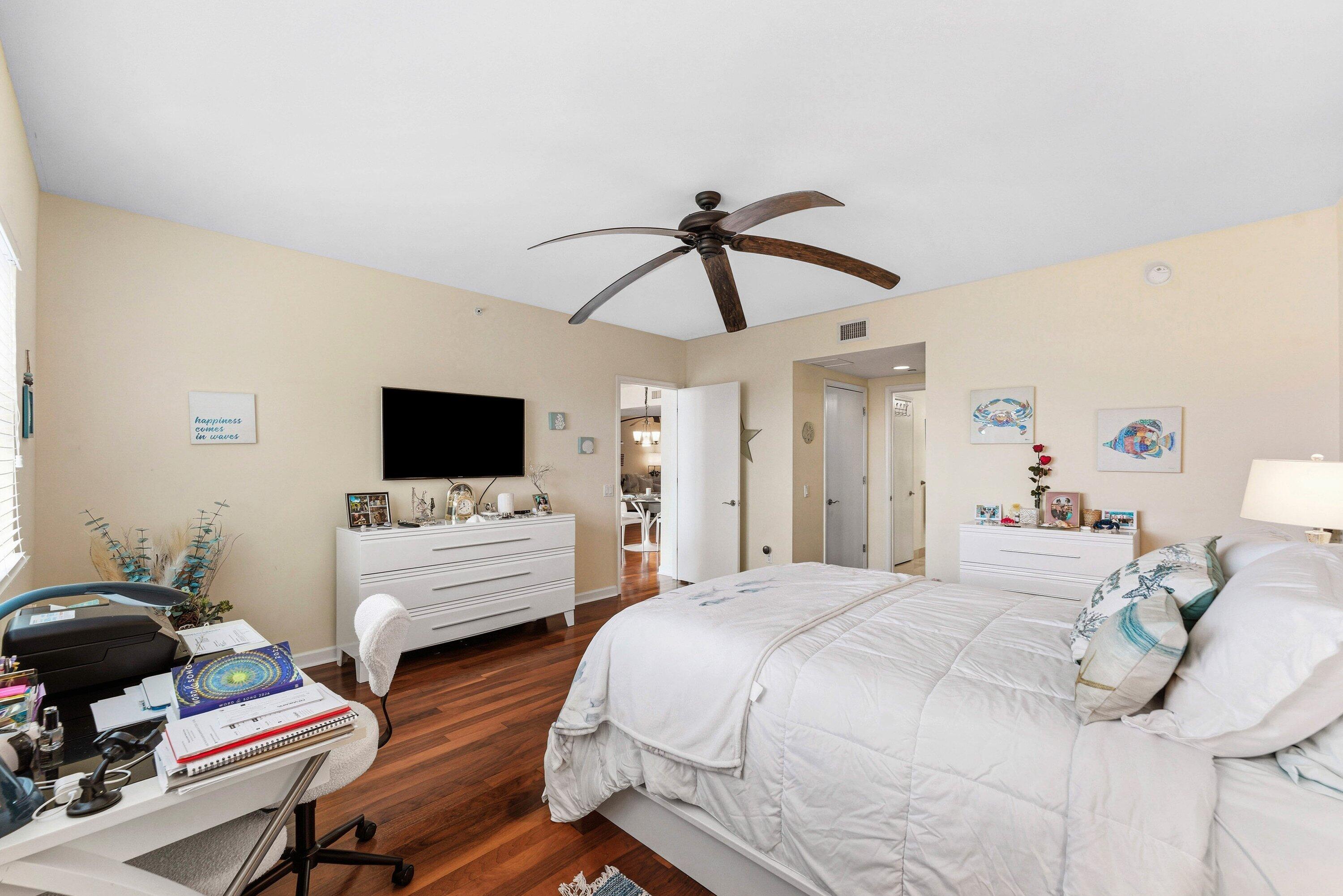 MARINA GRANDE RIVIERA BEACH CONDO - Residential