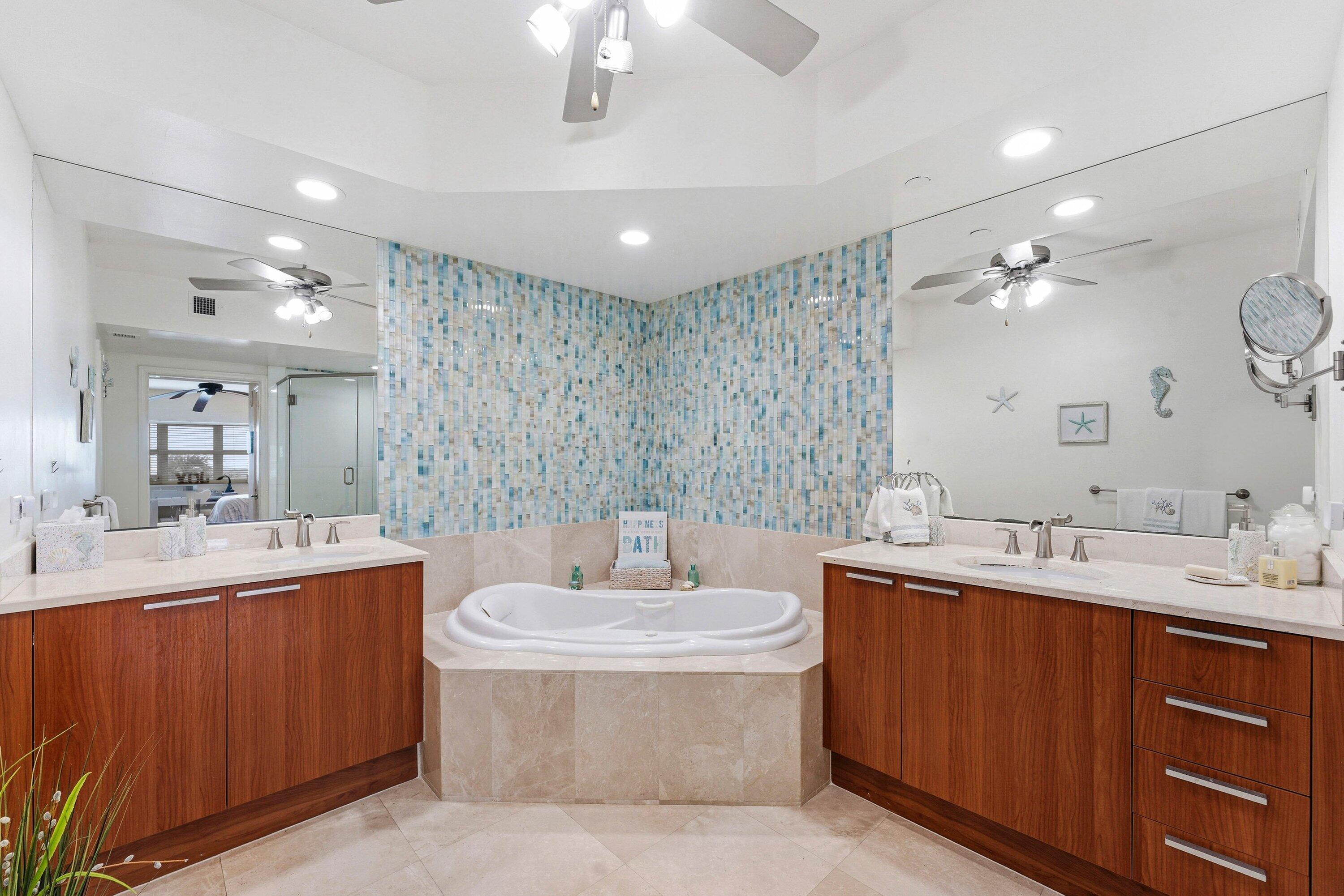 MARINA GRANDE RIVIERA BEACH CONDO - Residential