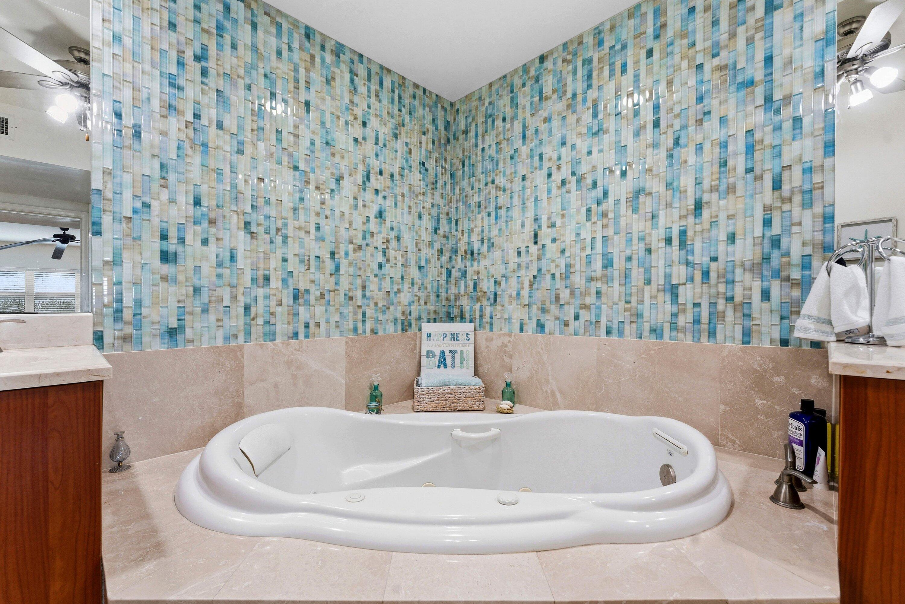 MARINA GRANDE RIVIERA BEACH CONDO - Residential