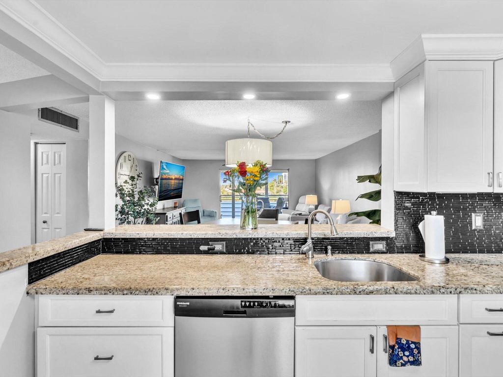 Photo of 321 SE 3rd Street #305, Dania Beach, FL 33004 (MLS # R11097352)