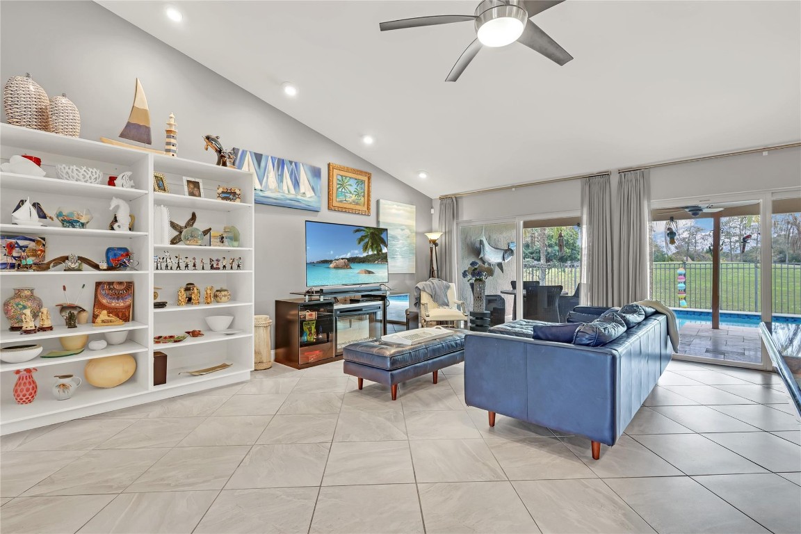 Oaks at Woodmont - Residential