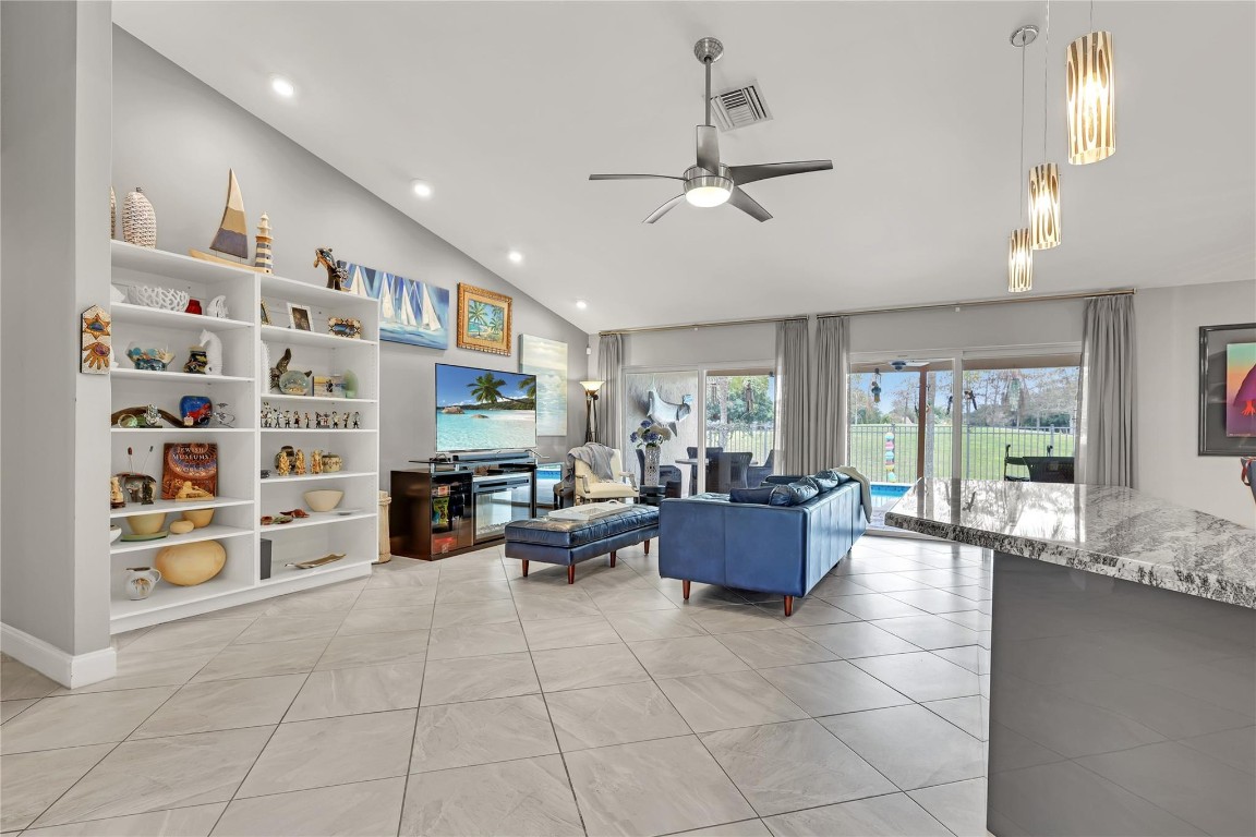 Oaks at Woodmont - Residential