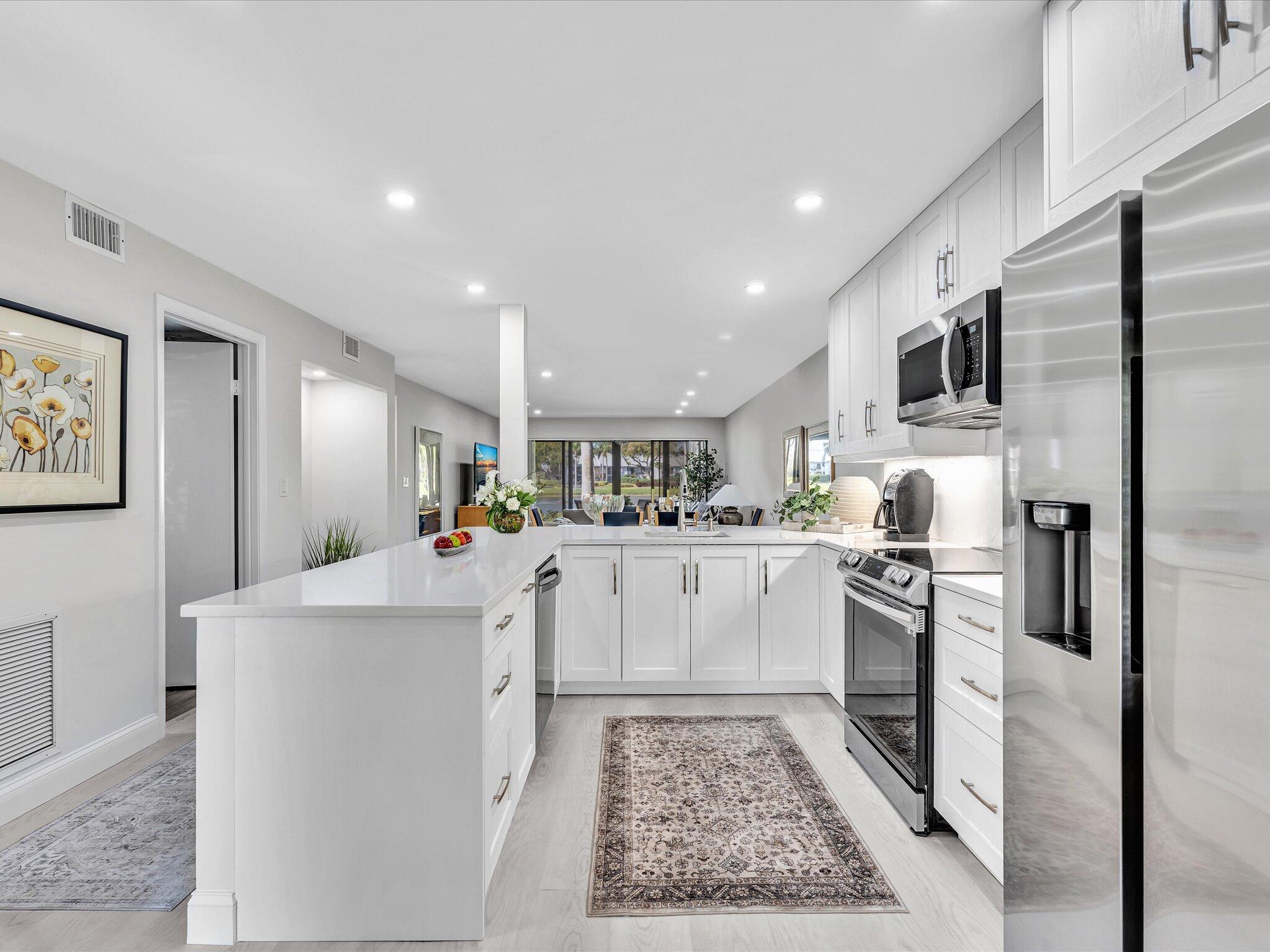 BOCA DELRAY I-III CONDO S FILED IN OR3857P483,4 - Residential