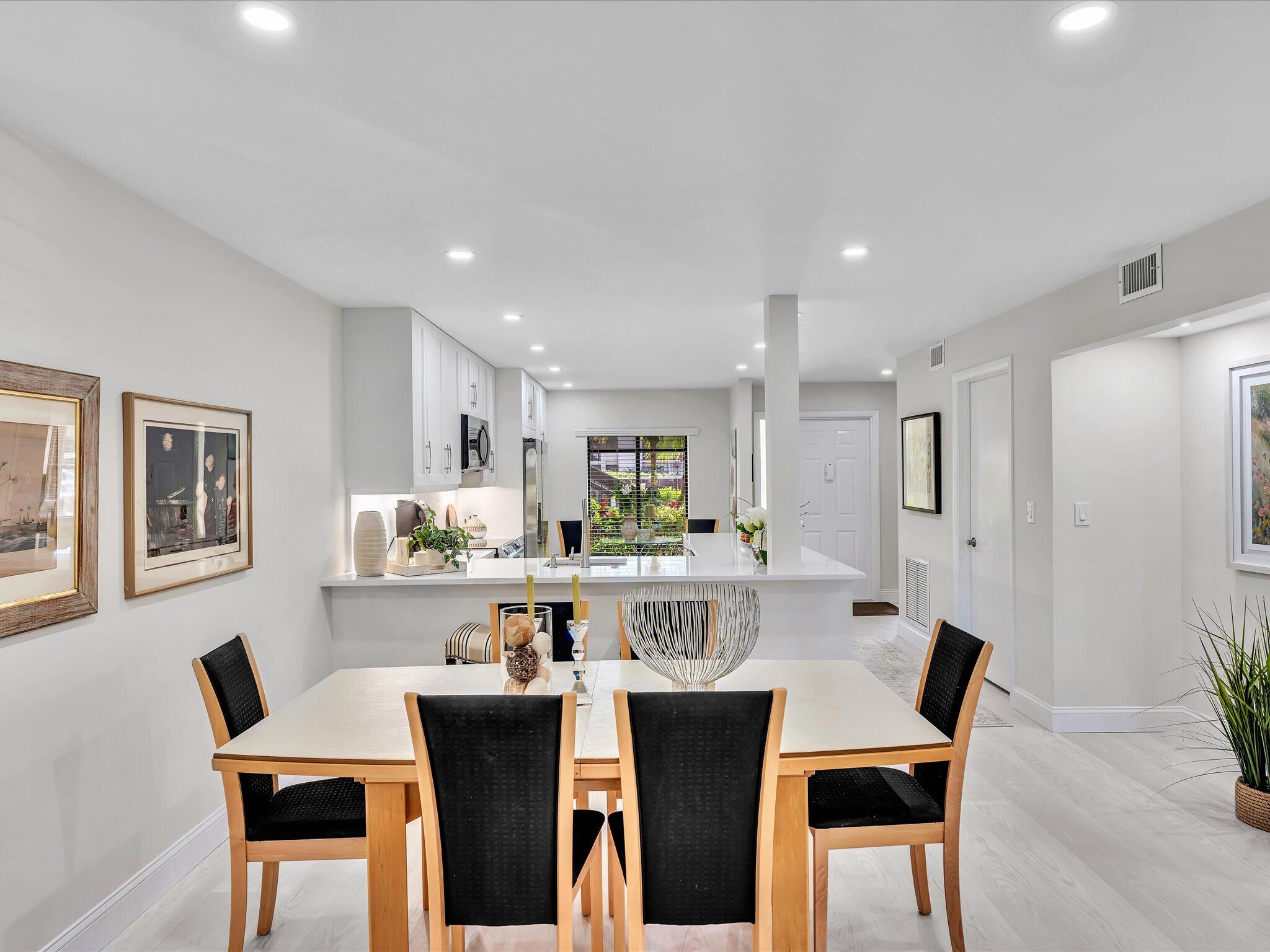 BOCA DELRAY I-III CONDO S FILED IN OR3857P483,4 - Residential