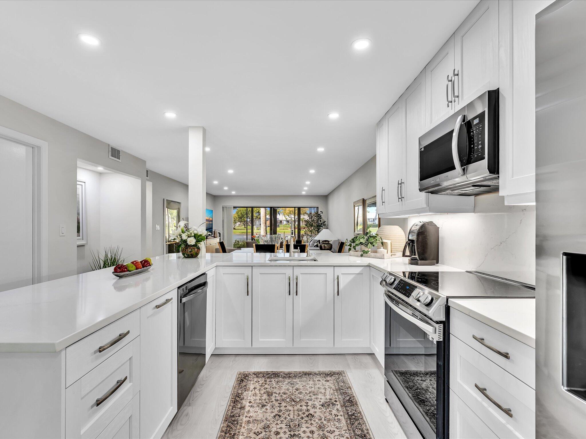 BOCA DELRAY I-III CONDO S FILED IN OR3857P483,4 - Residential