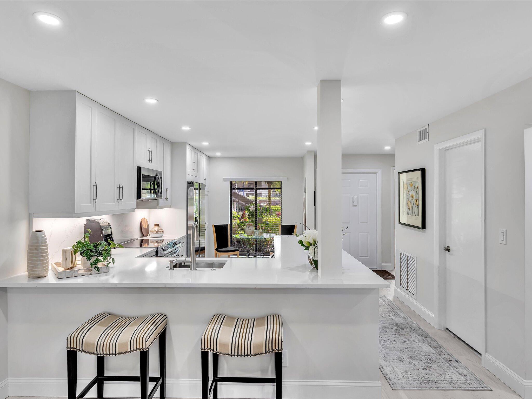 BOCA DELRAY I-III CONDO S FILED IN OR3857P483,4 - Residential