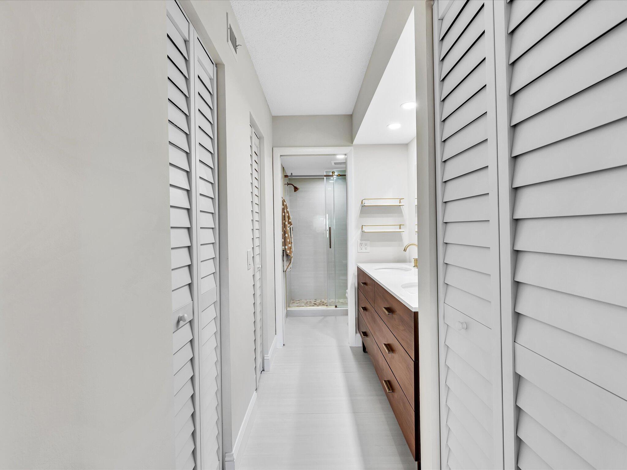 BOCA DELRAY I-III CONDO S FILED IN OR3857P483,4 - Residential