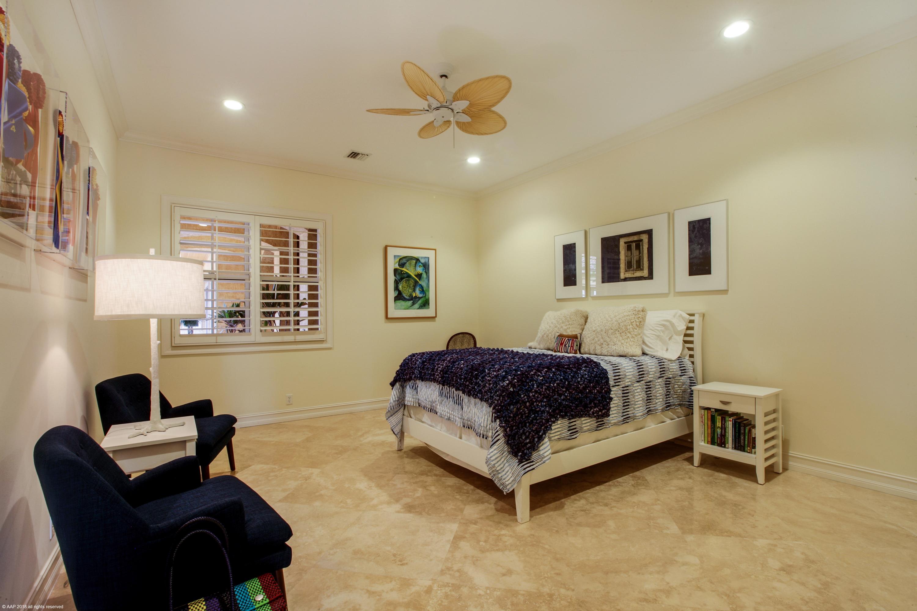 PALM BEACH POINT - Residential