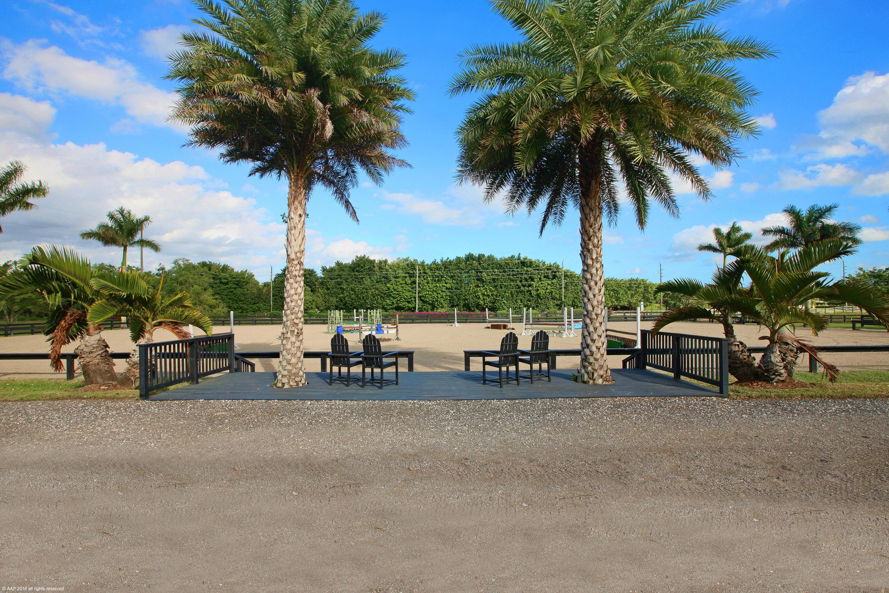 PALM BEACH POINT - Residential